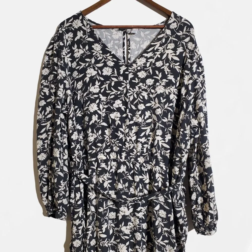 Old Navy Jumpsuit Size XXL 2XL Floral Hibiscus Belted Long Sleeve Womens